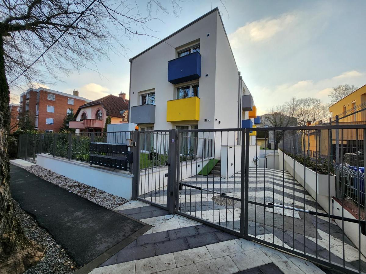 Apartman 18 Aparthotel Debrecen Kültér fotó